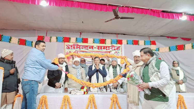 जनता के विश्वास व सहयोग से हो रहे विकास के कार्य : सांसद