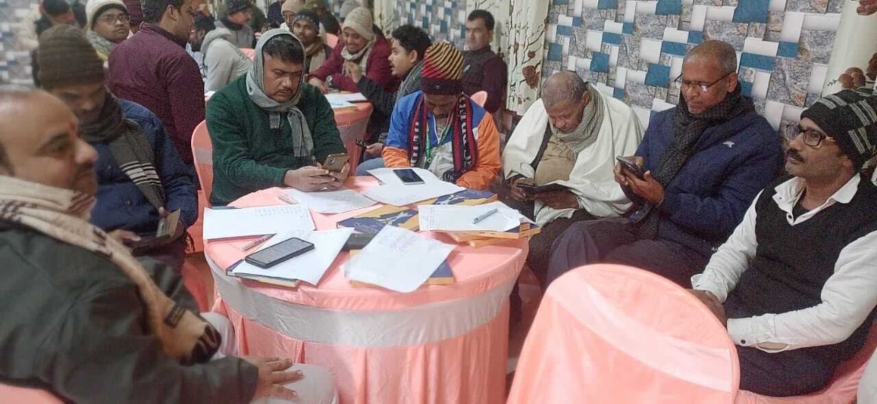 Samastipur News:पीसी हाई स्कूल के शिक्षकों को दी गयी जानकारी