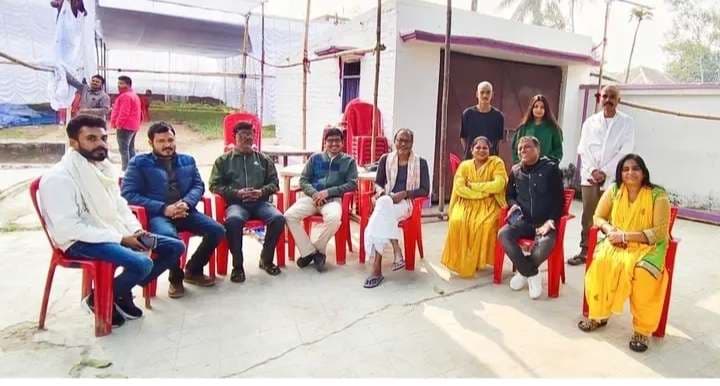 विधायक से मिल पुल निर्माण की मांग