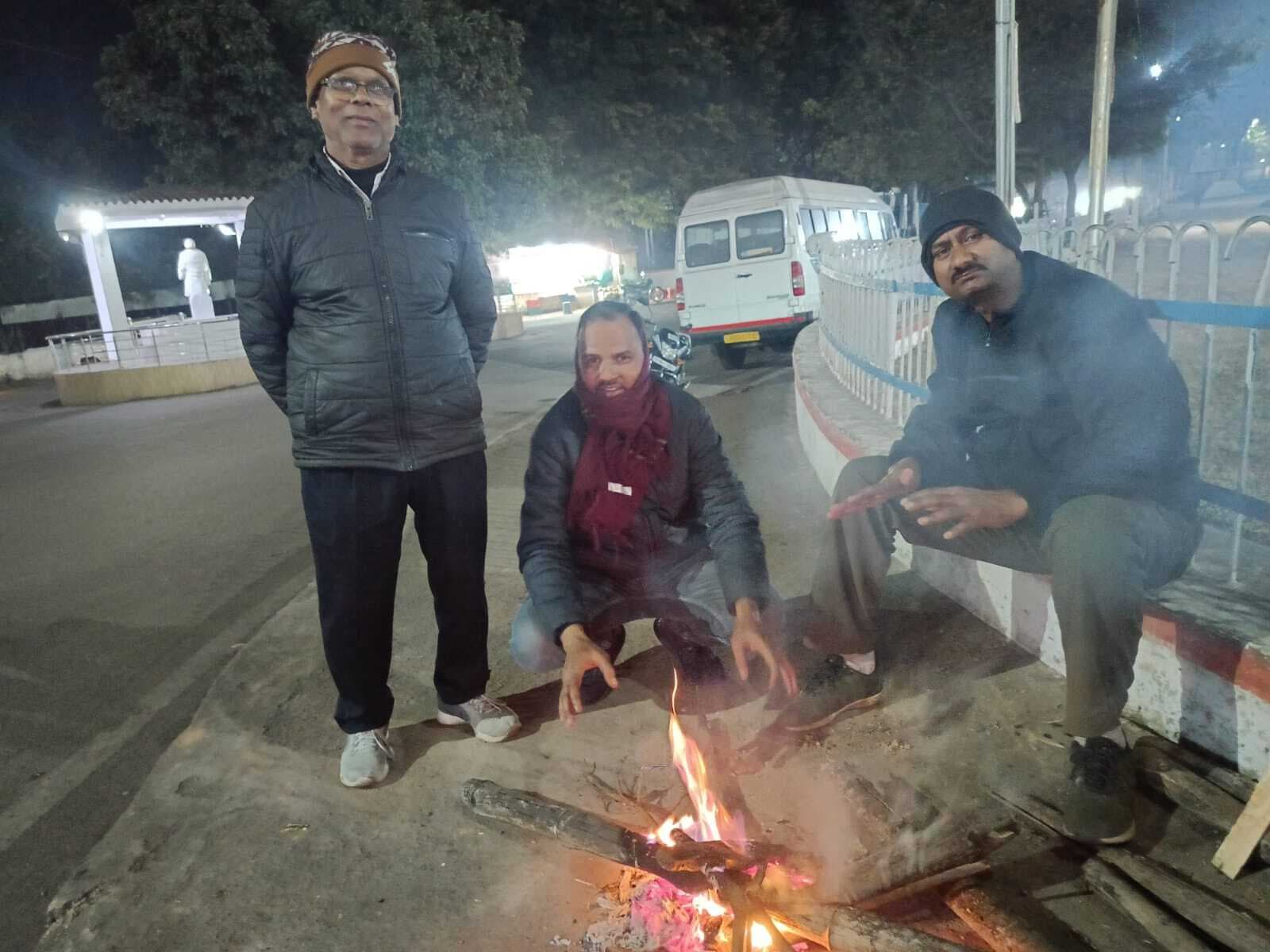 पिपरवार में बढा ठंड का प्रकोप, तापमान छह डिग्री