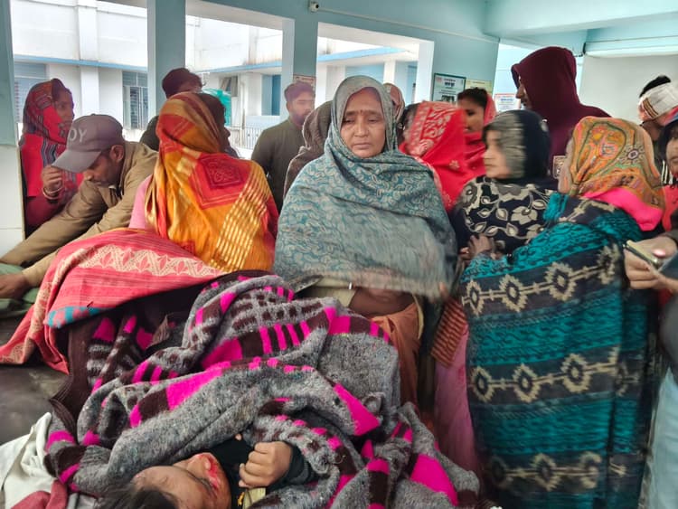 ई-रिक्शा व साइकिल में हुई टक्कर, दो बच्चे घायल