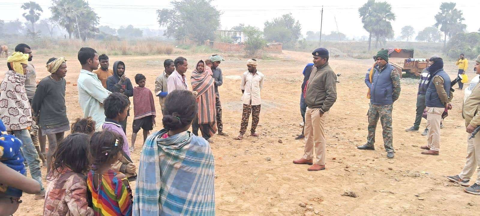 थानाध्यक्ष प्रशांत कुमार सिंह ने छेड़ी ''''नशा मुक्त समाज'''' की मुहिम, गांव-गांव जाकर कर रहे जन-संवाद