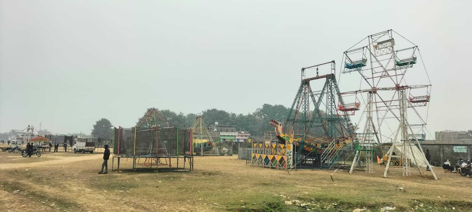 नये साल के स्वागत में सज रहा हवाई अड्डा मैदान, उत्सव का माहौल