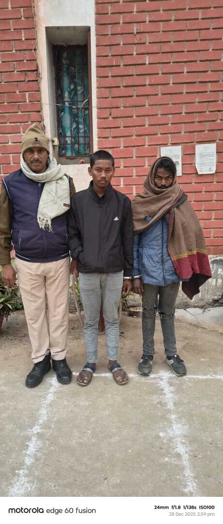 सिरबिट गांव के पास दो शराब तस्कर गिरफ्तार