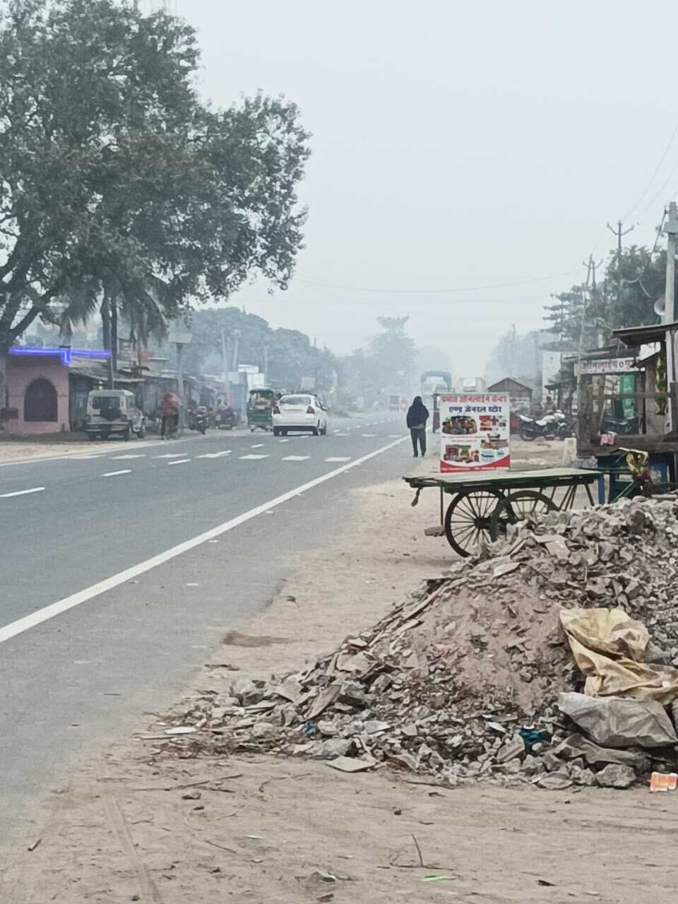 शीतलहर के प्रकोप से जनजीवन अस्त-व्यस्त, सड़कें रही सुनी