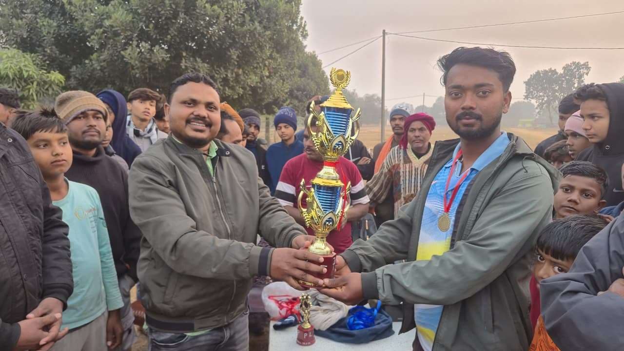 सुपर किंग बना पंदनपहाड़ी पंचायत प्रीमियर लीग का विजेता