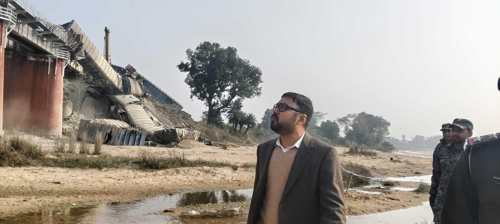 एसडीओ सौरव कुमार ने रेल दुर्घटना स्थल का किया दौरा