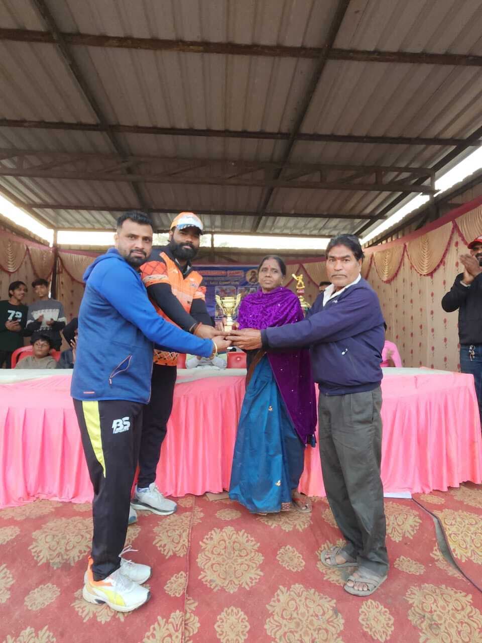 loco cricket tournament : एस्टन विला को हराकर हिंदू वॉरियर्स चैंपियन