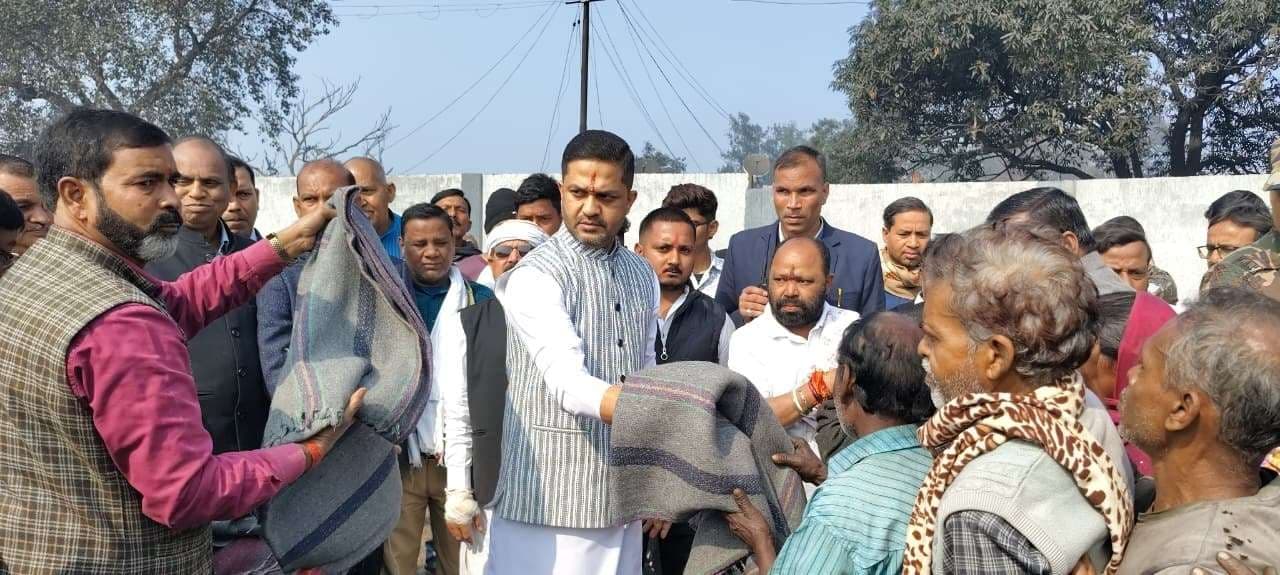 Bokaro News : फुसरो में मना कांग्रेस पार्टी का स्थापना दिवस