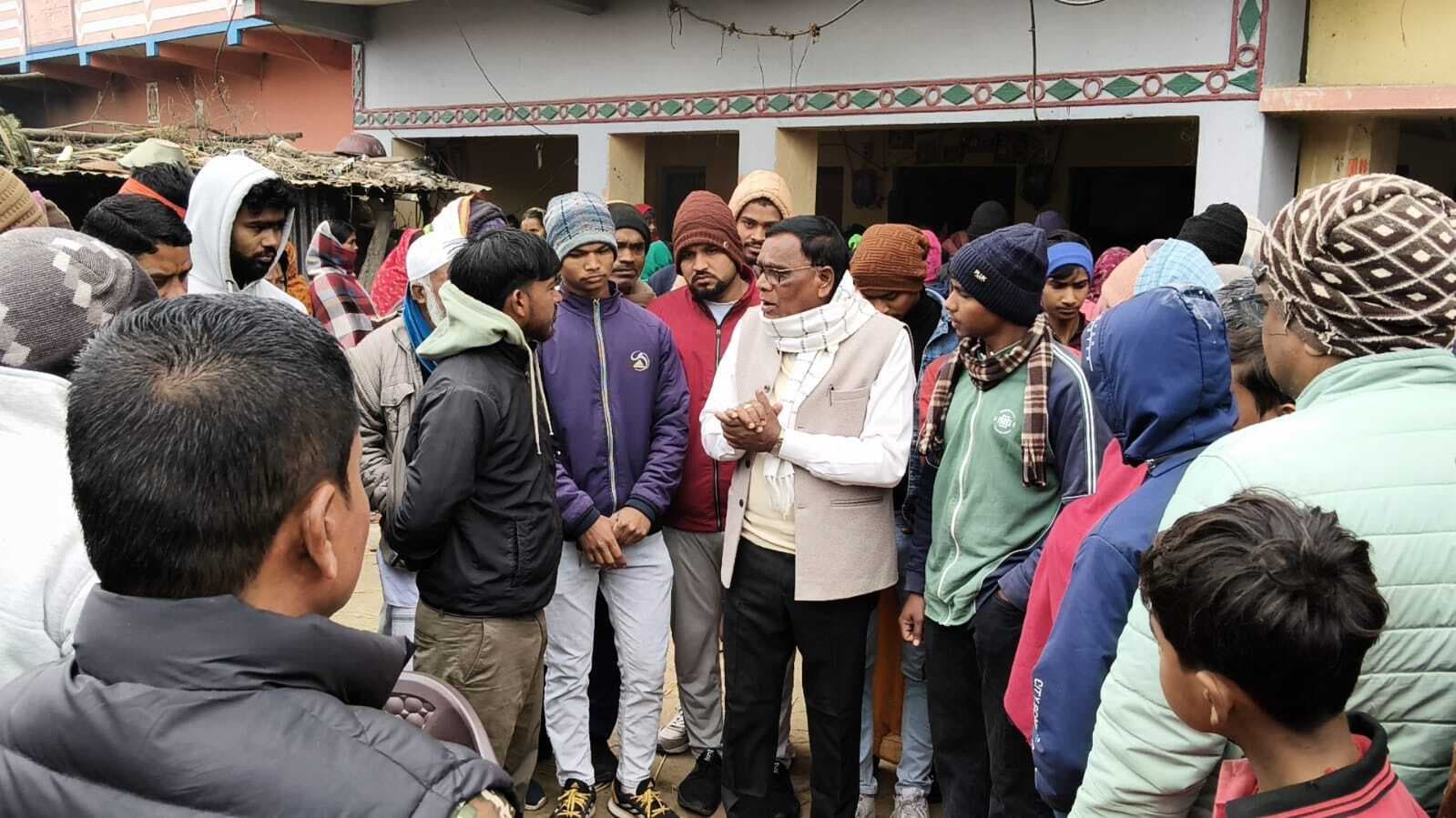 Giridih News :एक साथ निकली मां-बेटे की अर्थी, रो उठा गांव