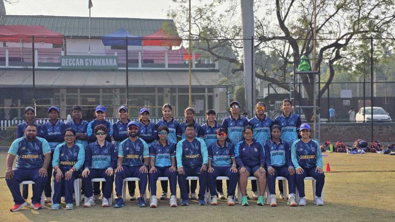 Jharkhand under 19 womens team into semifinal: झारखंड अंडर-19 बालिका टीम सेमीफाइनल में