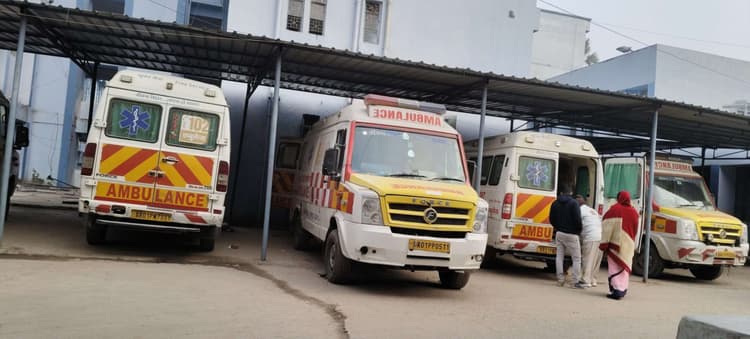 बंध्याकरण व नसबंदी कराने के बाद घर जाने के लिए अब मिलेगी मुफ्त में एंबुलेंस सेवा