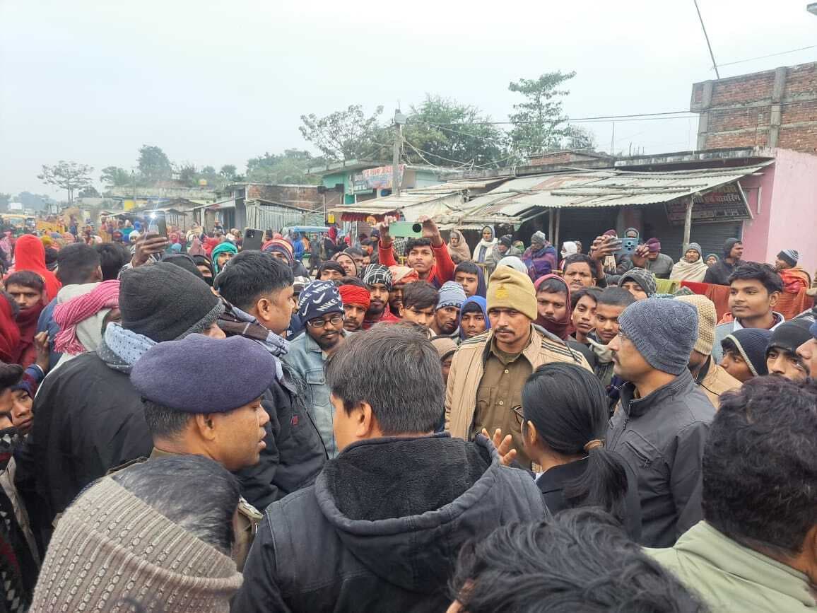 कैदी का शव पहुंचते ही परिवार में मचा कोहराम