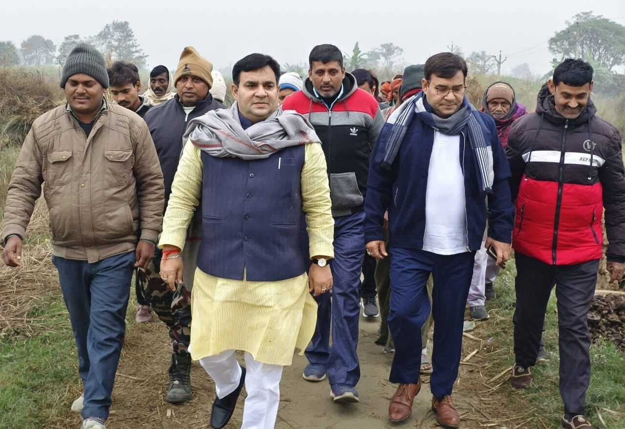 मांझा के भैसही गांव से शुरू हुआ ‘आपका विधायक-आपके द्वार’ कार्यक्रम