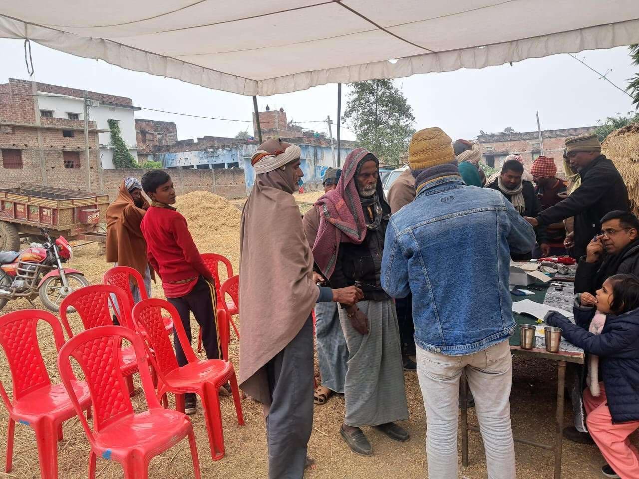 चलंत पशु चिकित्सा शिविर में 145 पशुओं का हुआ उपचार