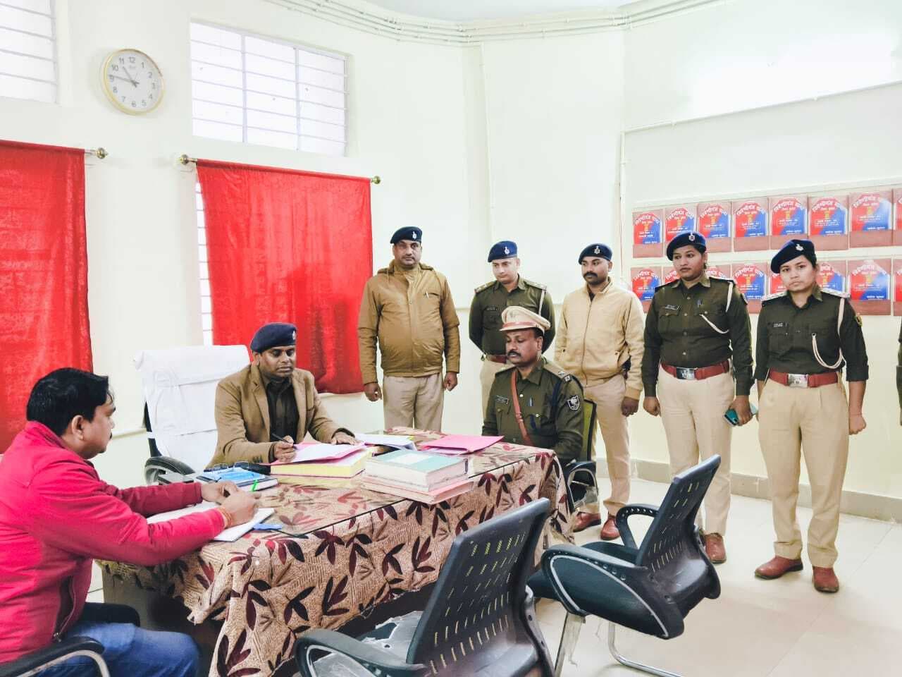 आमलोगों के साथ अच्छे व्यवहार से आये पेश : एसडीपीओ