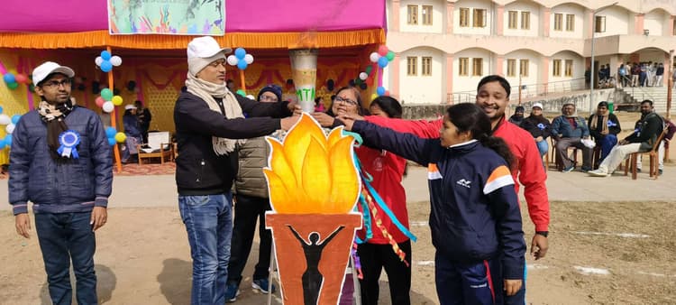 पीएम श्री जेएनवी में वार्षिक खेलकूद का आयोजन