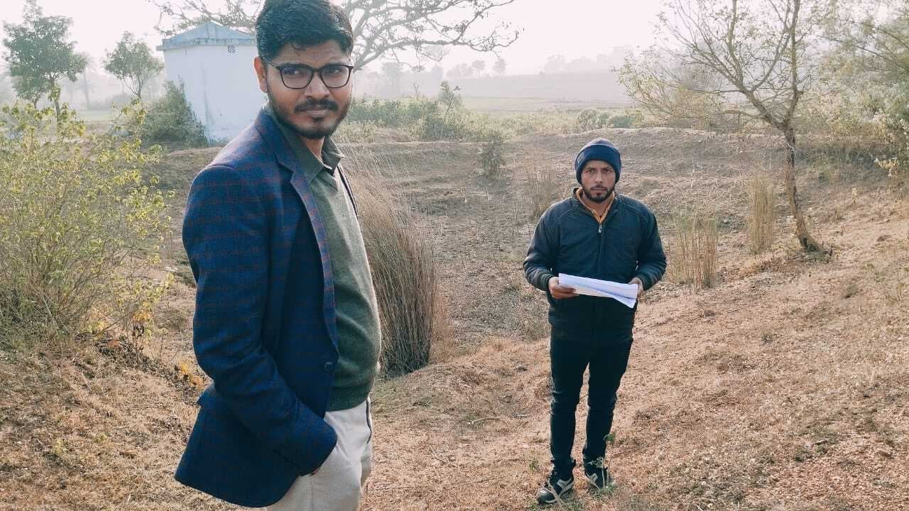 Deoghar News : डीडीसी ने योजनाओं का किया निरीक्षण, त्रुटियों पर जतायी नाराजगी