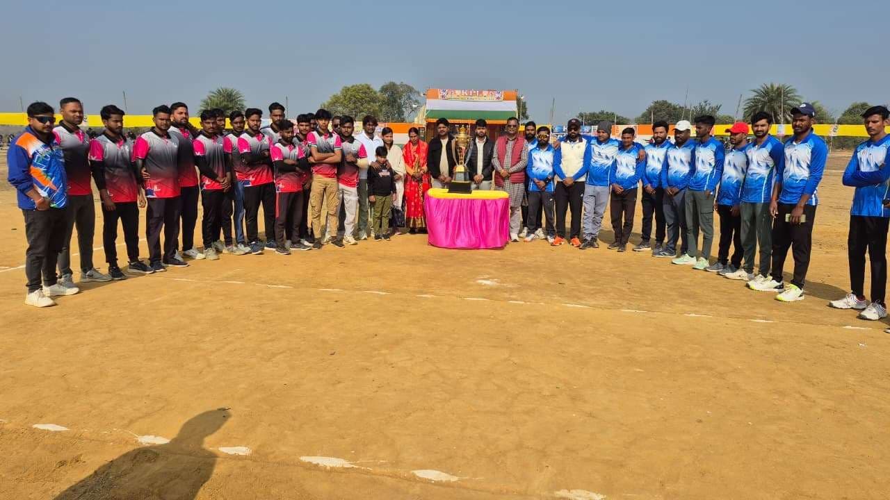 मोनिका कुमारी क्रिकेट टूर्नामेंट सीजन-1 का हुआ शुभारंभ