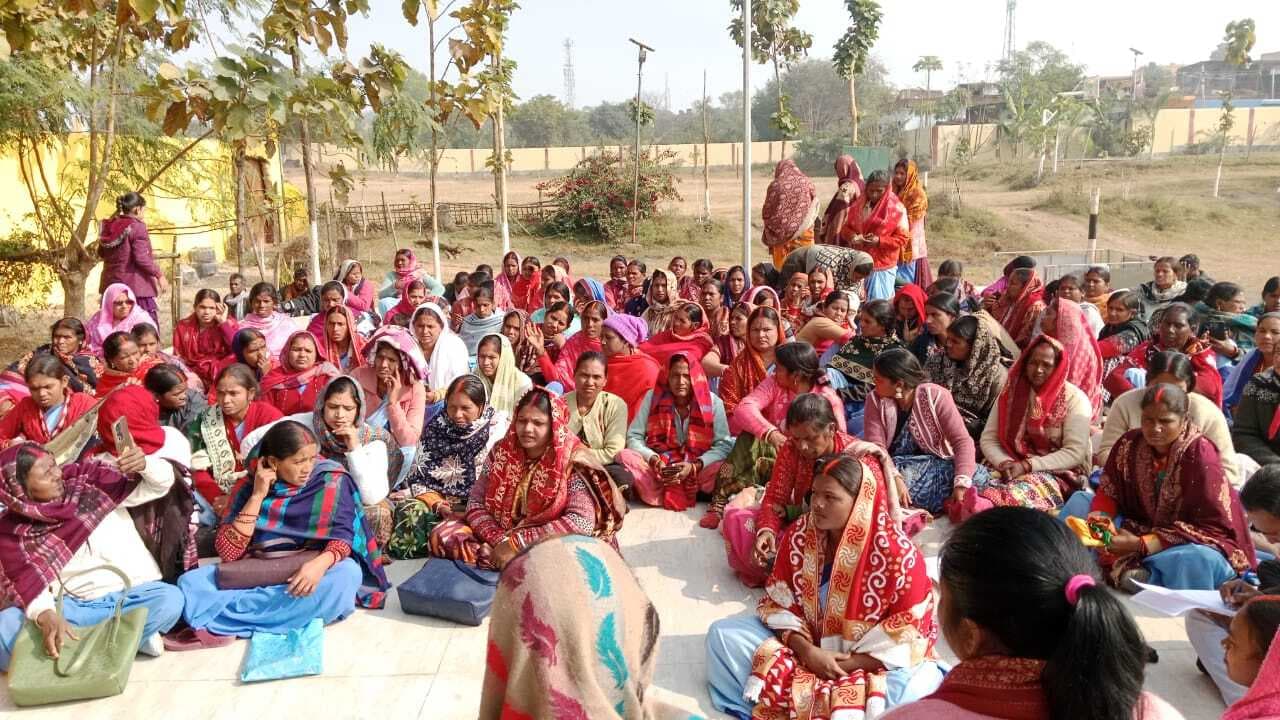 Giridih News :जलसहियाओं ने बकाया मानदेय को लेकर दी आंदोलन की चेतावनी