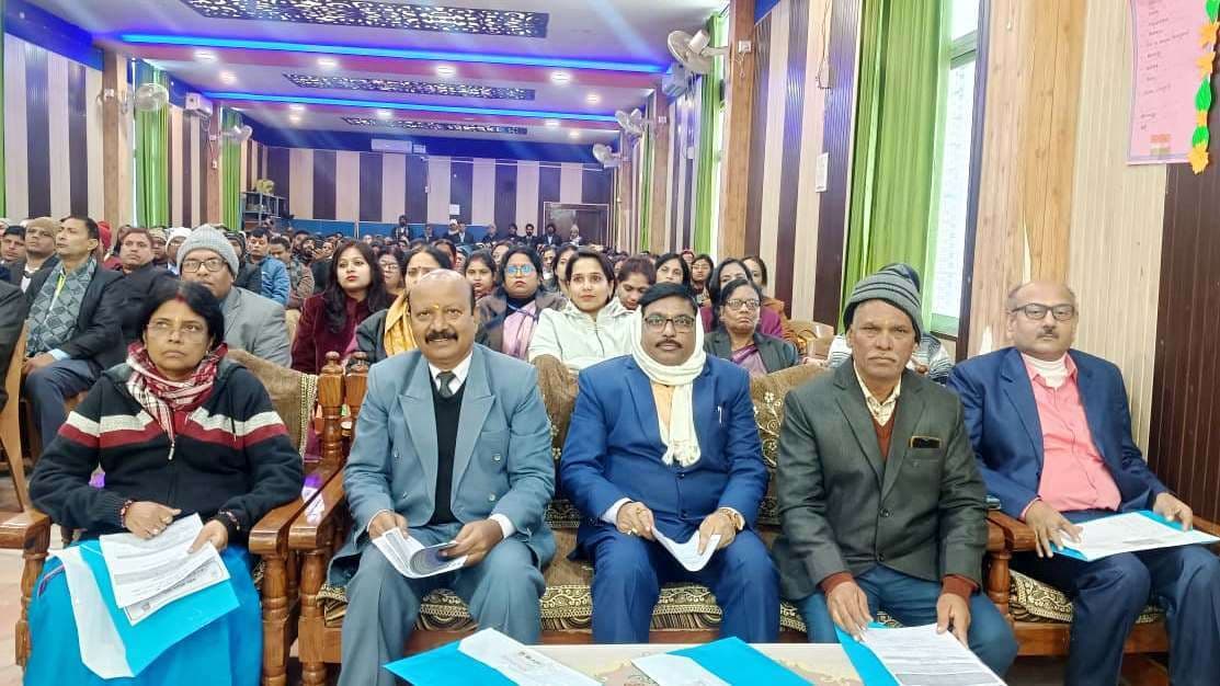 कार्यशाला में 300 शिक्षकों ने लिया भाग