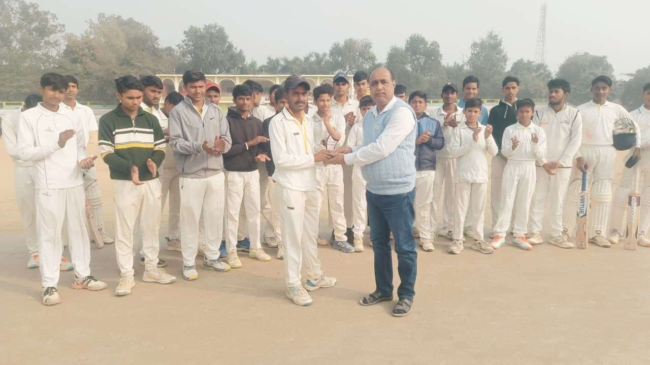 जूनियर क्रिकेट लीग में ट्रॉफी फाइटर की शानदार जीत, भारतीय दीव भी विजयी