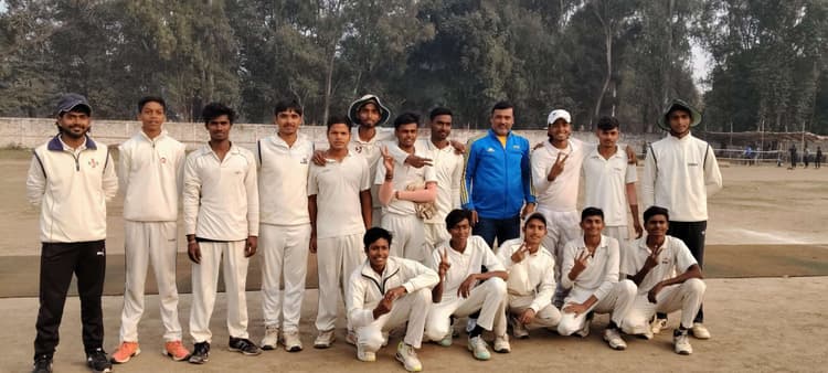 रोमांचक मुकाबले में आरा ने क्रिकेट अकादमी को चार रनों से किया पराजित