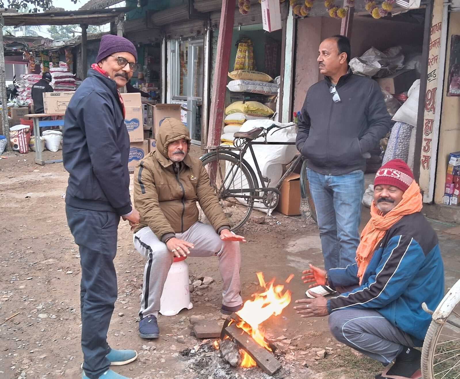 चौथे दिन भी नहीं हुआ सूर्यदेव का दर्शन, कोल्ड वेभ से लोगों की बढ़ी परेशानी