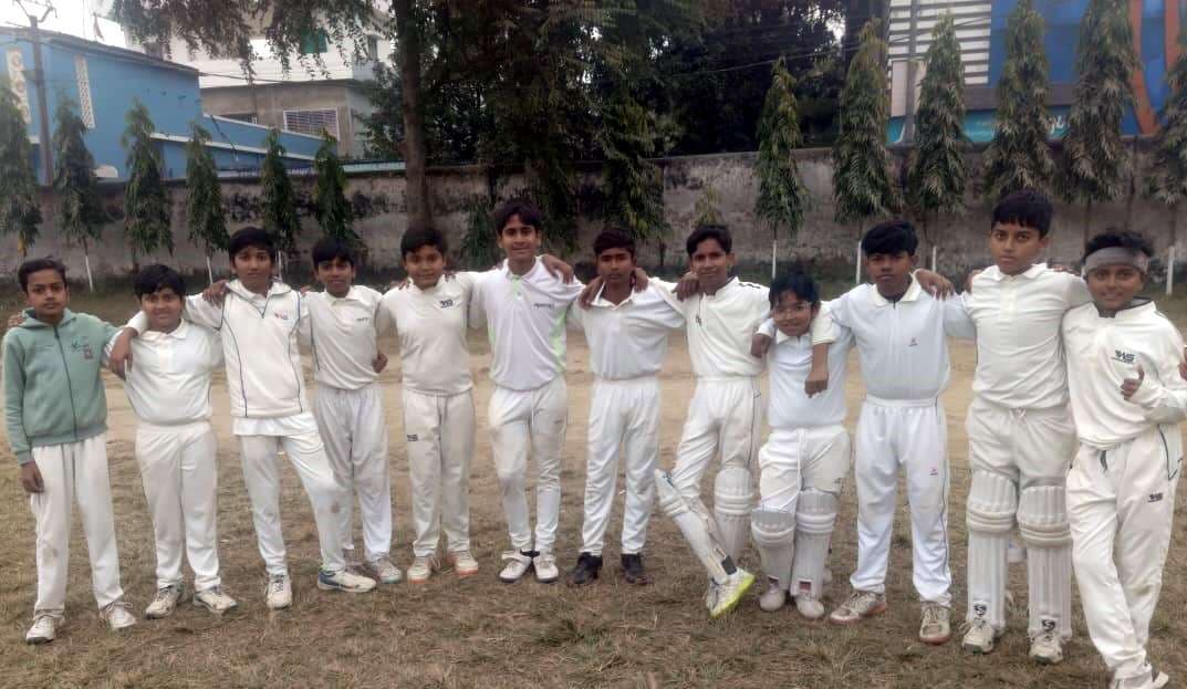 आरएनसीसी व्हाइट गोल्ड ने गैलेक्सी सब जूनियर को हराया