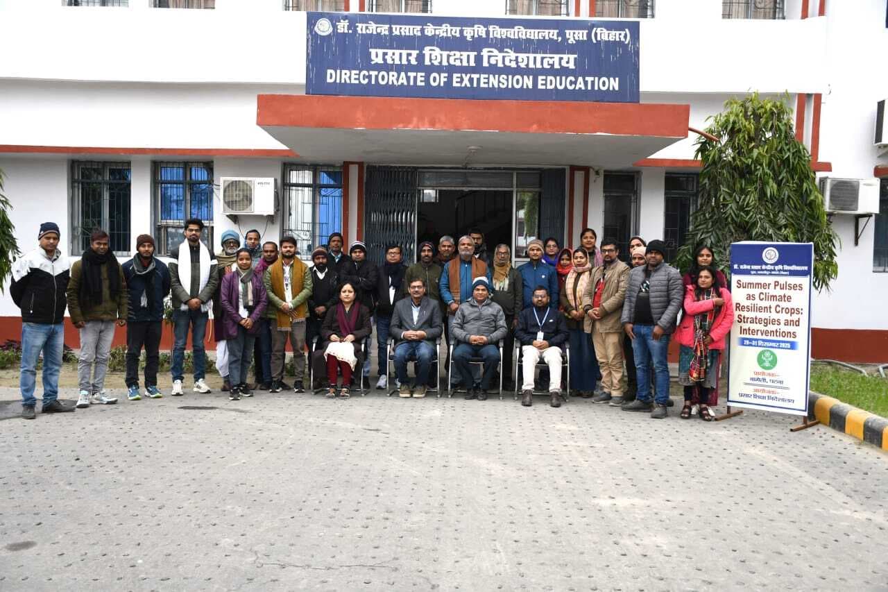 Samastipur News:दलहनी फसलों का उत्पादन करने की जरूरत : डॉ झा