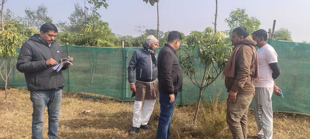 बीडीओ ने विकास योजनाओं का किया निरीक्षण