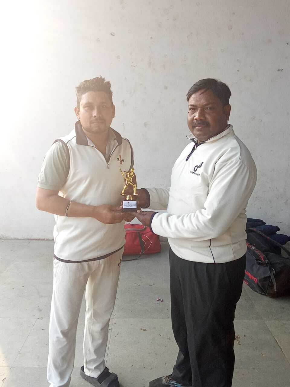 Jsca B Division Cricket League : रोमांचक मैच में फ्रेंड्स एकादश की टीम एक रन से जीती