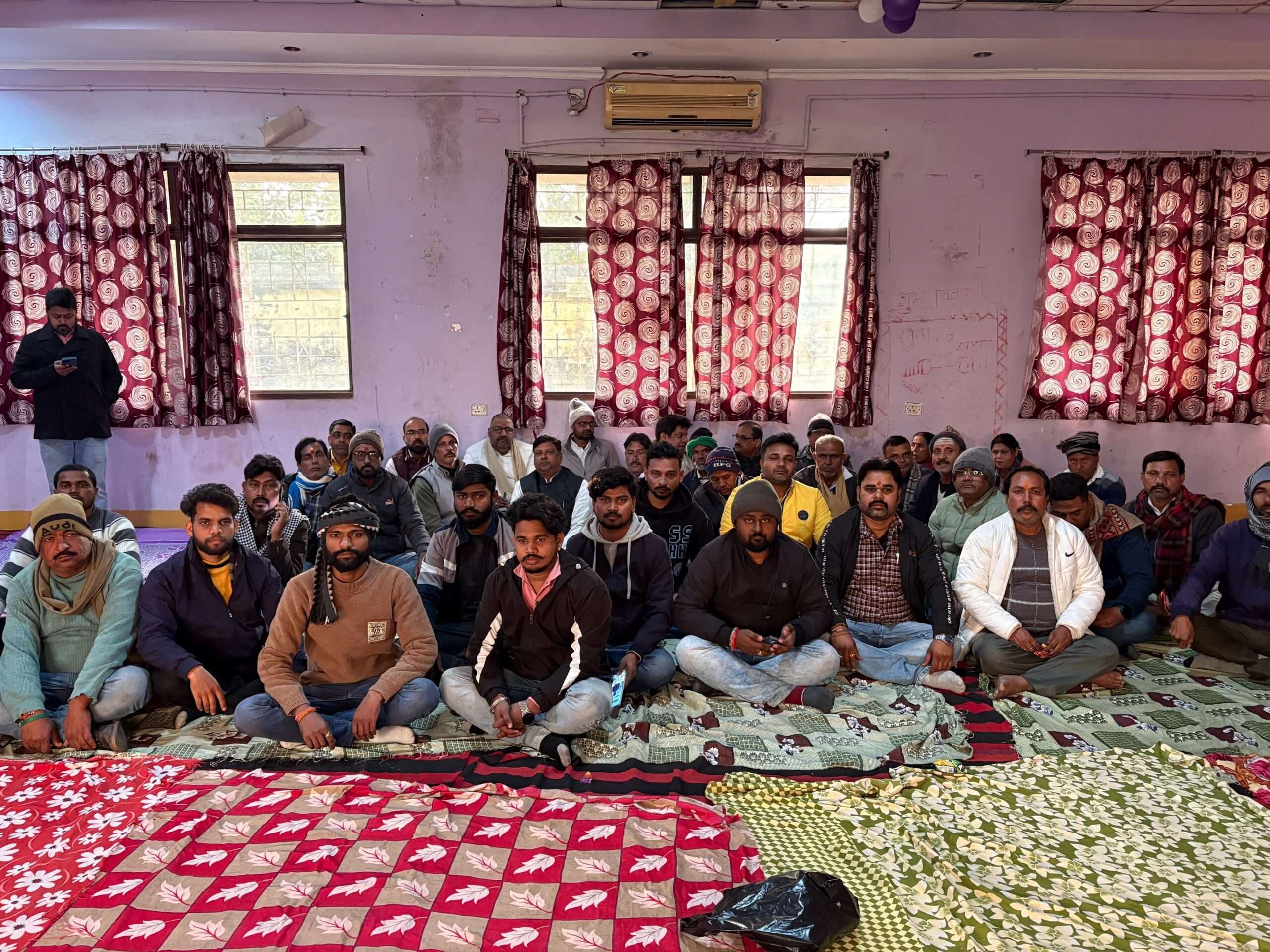 Deoghar news : 36 वार्डों में झामुमो की चुनावी तैयारी पर चर्चा, महानगर कमेटी ने बनायी रणनीति