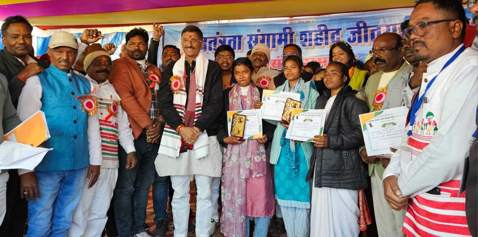 जीतराम की कुर्बानी को कभी भुलाया नहीं जा सकता : रक्षा राज्यमंत्री