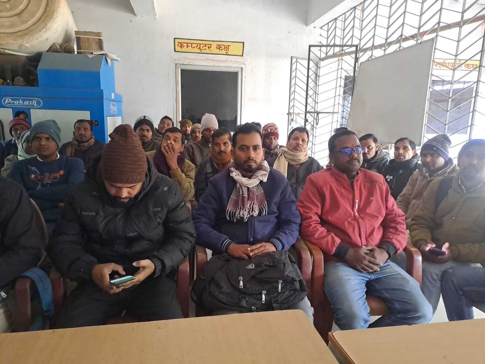 कृषक मित्रों व वीएलइ को मिला डिजिटल क्रॉप सर्वे का प्रशिक्षण