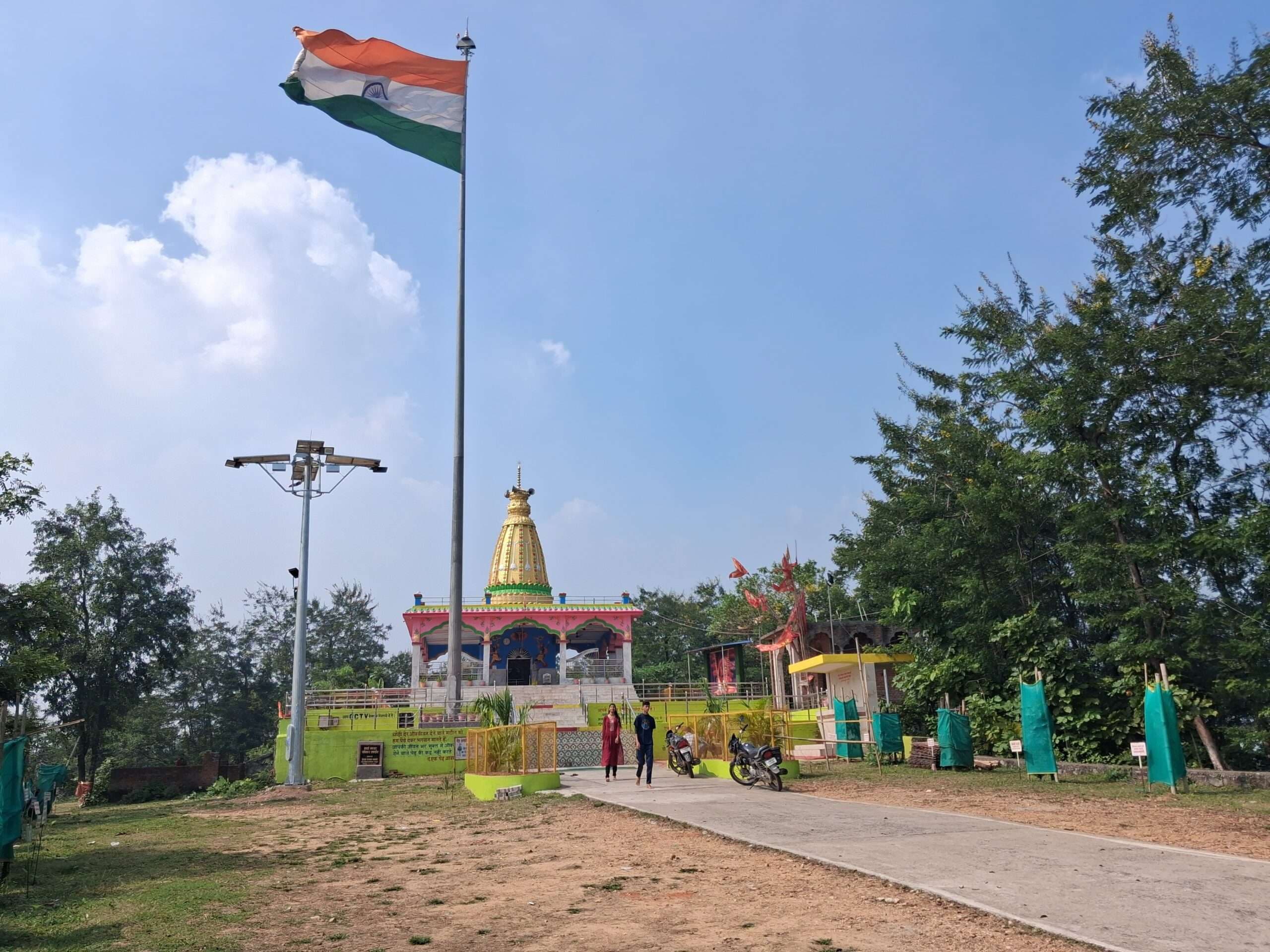 Bokaro News : नये साल को लेकर मंदिरों में भी हो रही विशेष तैयारी