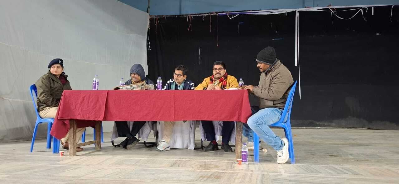 Madhubani News : 63 वाहनों की नीलामी से 11 लाख रुपये राजस्व की हुई प्राप्ति