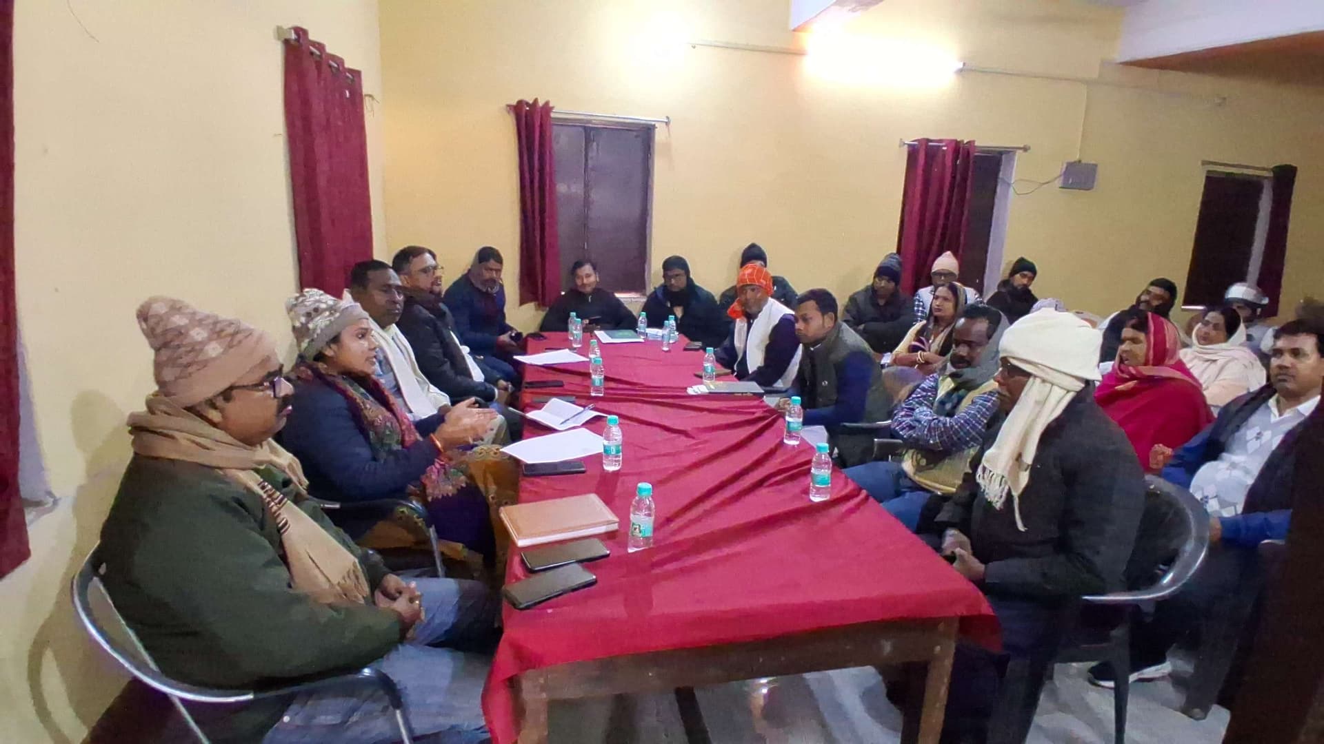 नासरीगंज में पंसस की बैठक से नशे में धु उपप्रमुख गिरफ्तार