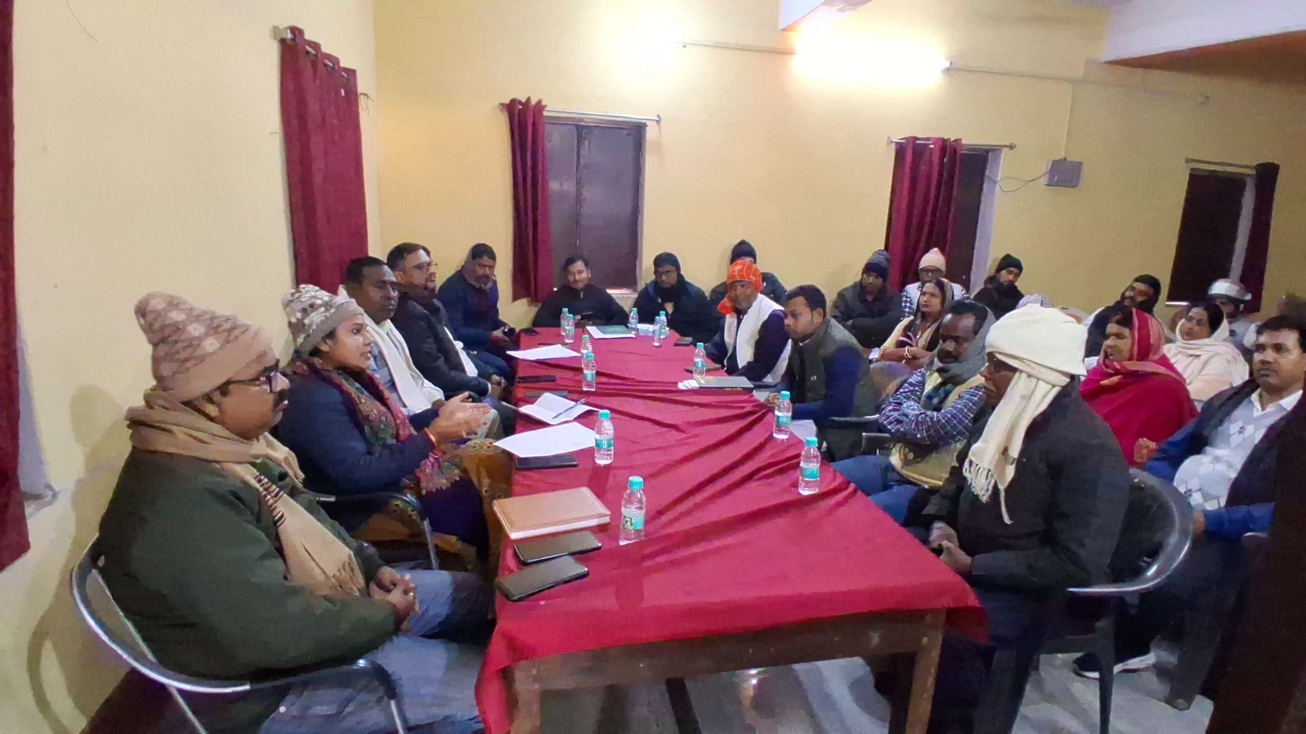 नासरीगंज में पंसस की बैठक से नशे में धुत उपप्रमुख गिरफ्तार