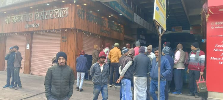 Dhanbad News: यूपी-एमपी व महाराष्ट्र के पारदी ग्रुप ने दिया घटना को अंजाम