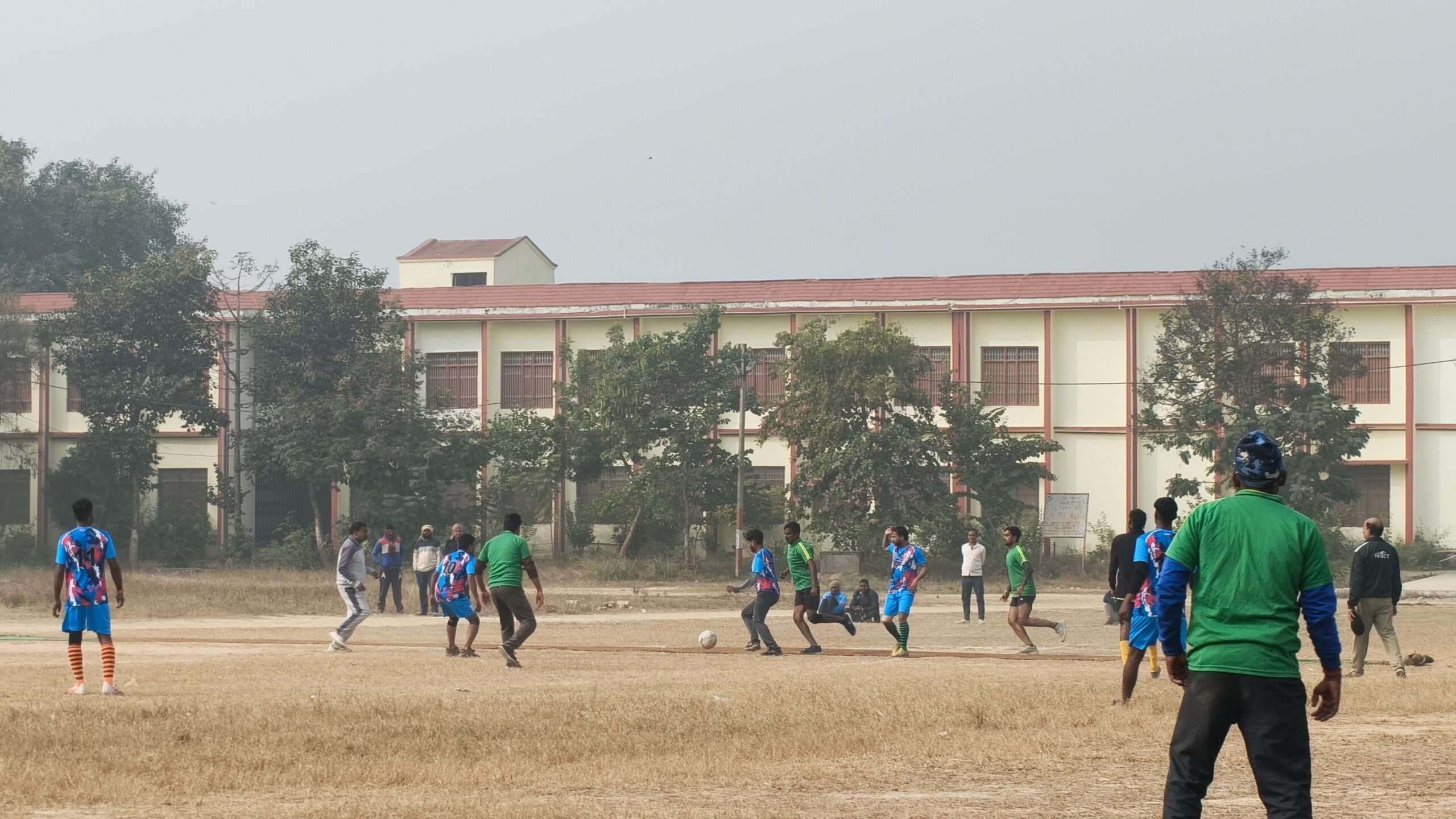 ट्राई ब्रेकर से फैसला, जूनियर टीम विजयी