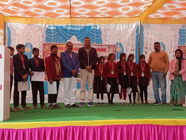 शिशु संस्कार केंद्र में दिव्यांशु जयंती पर छात्रों ने दिखायी प्रतिभा