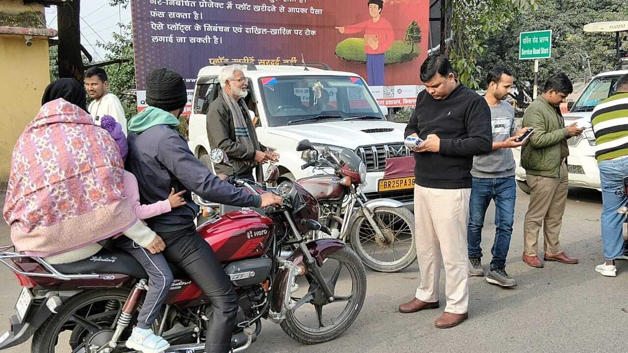वाहन चेकिंग अभियान में वसूला गया जुर्माना