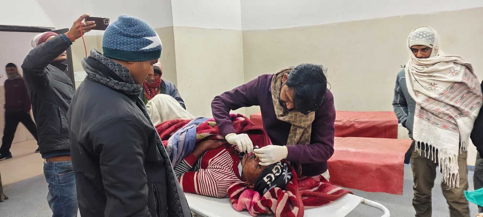 जमीन विवाद में बुजुर्ग जख्मी