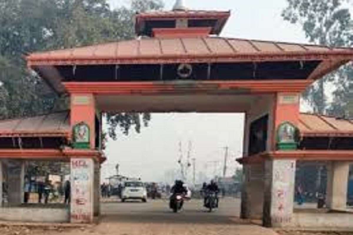 Smuggling: नेपाल बॉर्डर पर हो रही प्रतिबंधित ड्रग की तस्करी, साधु के वेश में आवाजाही कर रहे तस्कर