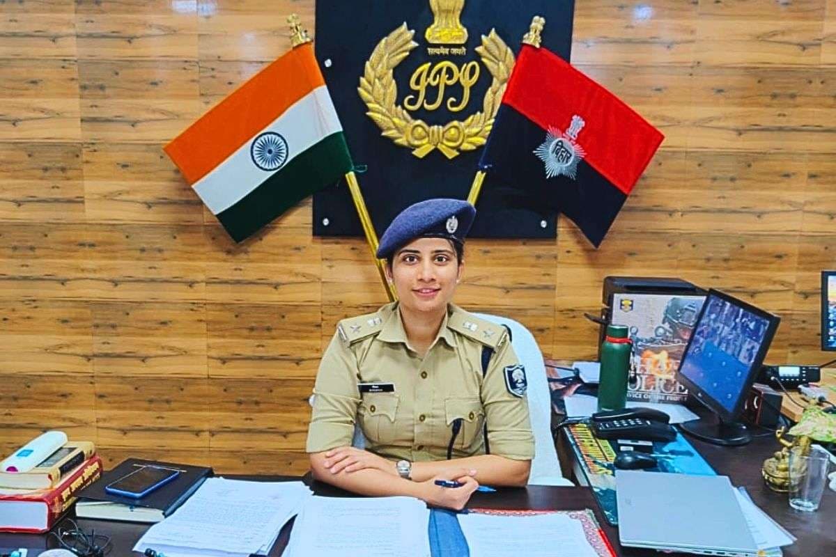 Patna News: पटना में गलती से भी न करें छेड़खानी, इन 20 जगहों पर सादे लिबास में तैनात रहेगी महिला पुलिस