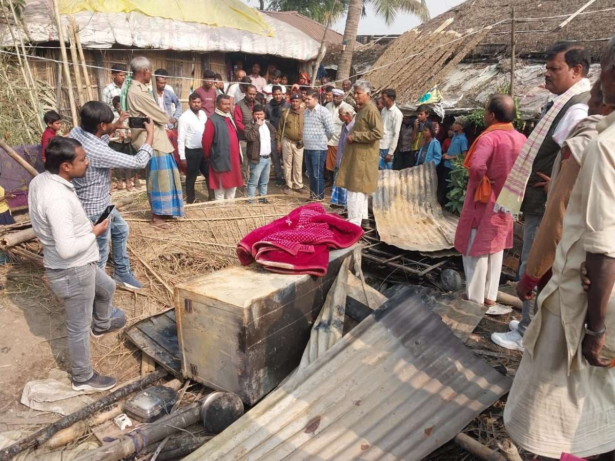 Bihar News: सुपौल में भीषण अगलगी, दो बच्चे जिंदा जले