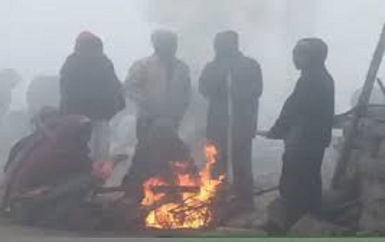 Bihar Weather: समस्तीपुर में ठंड ने तोड़ा रिकार्ड, 25 साल बाद 15 डिग्री के नीचे आया पारा