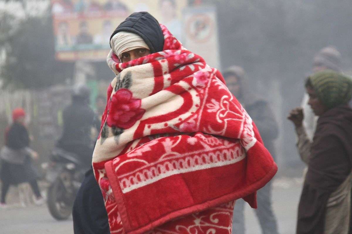 Bihar Ka Mausam: बिहार में ‘हड्डी कंपा देने वाली’ पछुआ हवाओं का कहर, 8 डिग्री तक पहुंचा पारा, IMD ने जारी किया अलर्ट