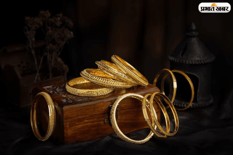 सोने-चांदी की कीमतों में आई हल्की गिरावट, खरीदारी से पहले जान लें आज की ताजा रेट